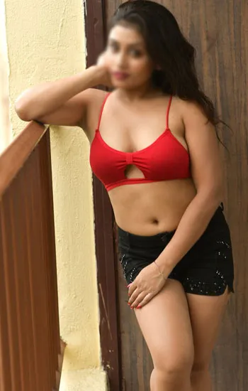 Call Girls in Le Roi Hotel